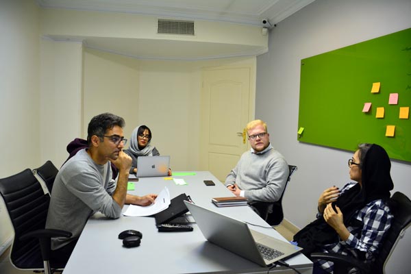 ۲- بررسی، توسعه و پشتیبانی زیرساخت های نرم افزاری